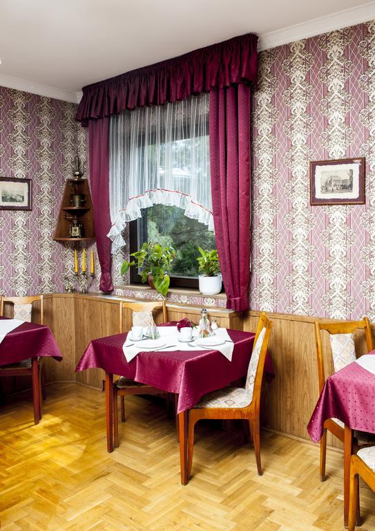 Beatrix Hotel Будапеща Екстериор снимка